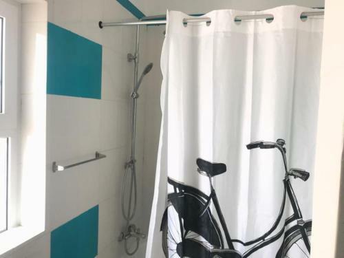 Villa C/ Piscina Pr�xima Da Praia