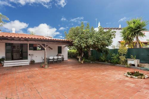 Typical Algarvian Family Home