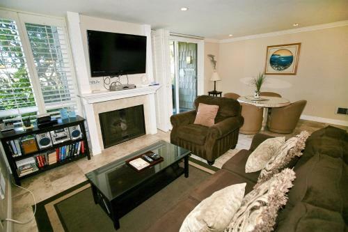 F9 - Beach Cottage Getaway