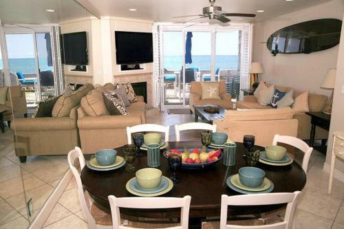 D19 -- Beachfront Bliss
