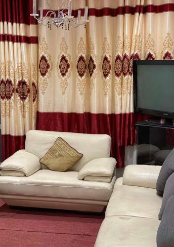 Apartamento Its In A Lovely Villa House, With Great Environment In A Good Location