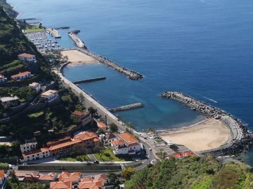 Apartamento Charming Studios In Calheta Beach - Villa Esmeralda