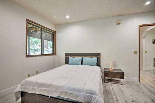 Family-friendly Pine Mountain Club Hideaway!