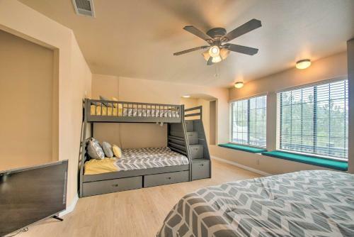 Villa Pine Mountain Club Hideaway With Game Room!