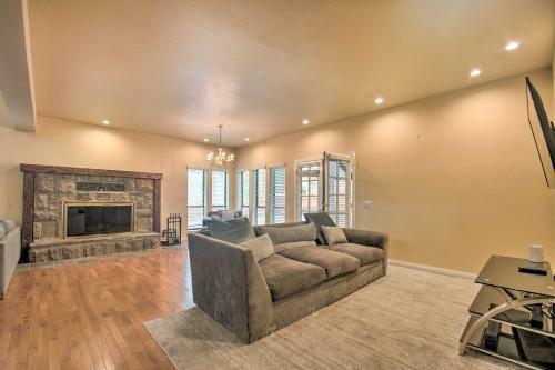 Villa Pine Mountain Club Hideaway With Game Room!