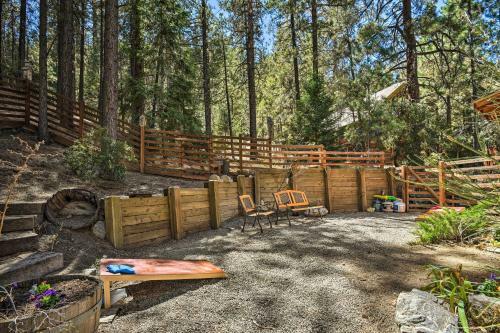 Chic Pine Mountain Log Cabin By Waterfall Trail!