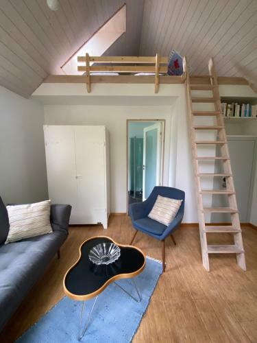 Garden Cottage Near R�nne And Beach