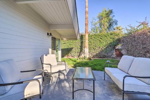 Palm Desert Home With Updated Interior And Patios