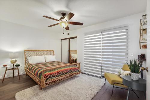 Stunning Woodhaven Getaway
