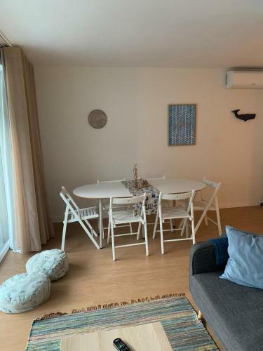 Cozy Canide Beach Apartment