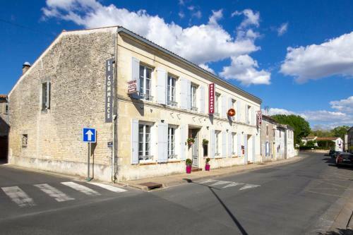 Hotel H�tel Restaurant Le Commerce