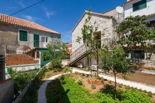 Apartments Vica