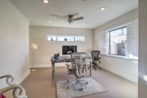 Sleek Rancho Mirage Villa Patio, Pool, Golf!