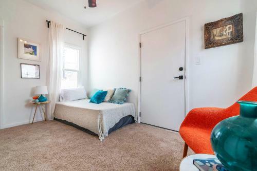 Charming Spanish Mid-century Gem Near Lax/beaches