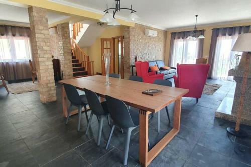 Villa Mia's House