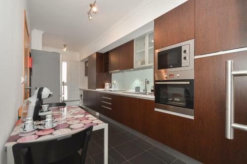 Apartamentos Spacious 3 Bedroom By The Beach