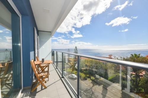 New 2bd Sea View Apartment