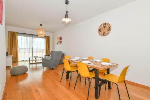 New 2bd Sea View Apartment