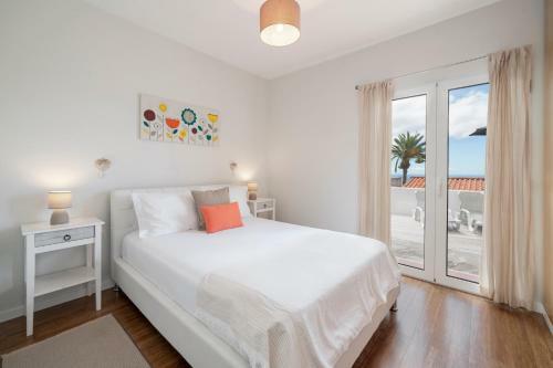 Terrace Vila By An Island Apart