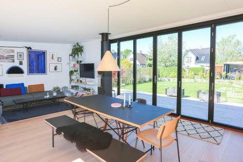 Villa Modern Architecture Atrium House