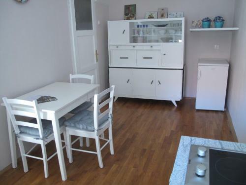 Apartment Ana