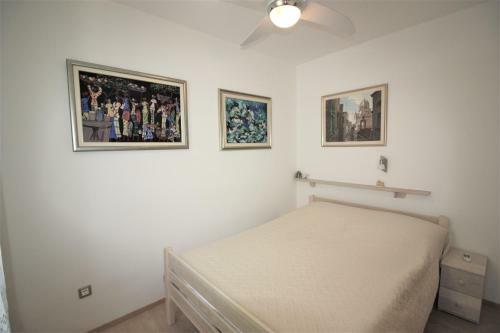 Aurora Apartments