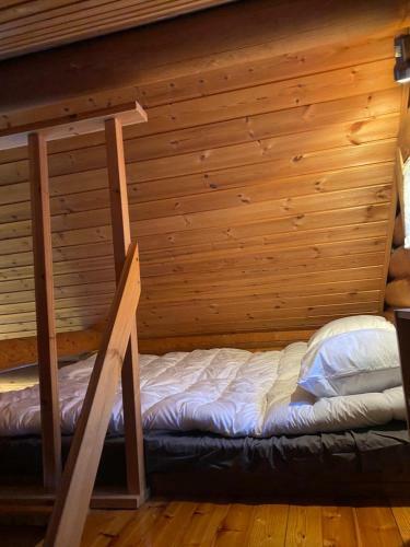 Riverside Cottage Near Yll�s, Lapland