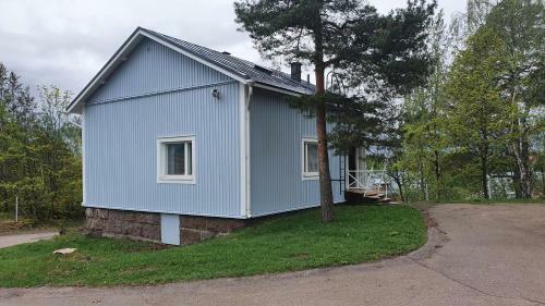 Hostal Vanha-merivartioasema Pihatalo