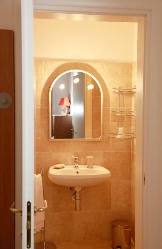 Hostal L&d Luigia&domenico