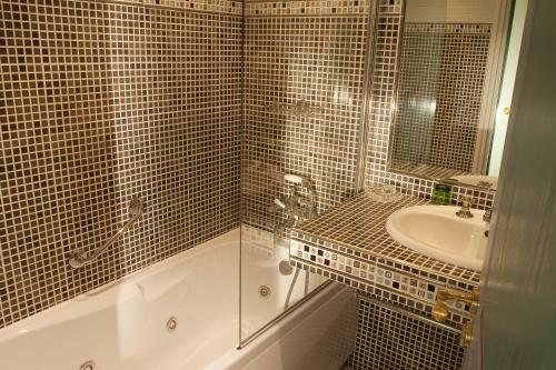 Hotel H�tel-restaurant Herv� Garrapit