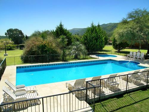Lodge Solar Encantado Caba�as & Chalet