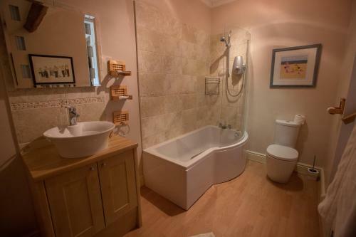 Bed & Breakfast Court Barton Farm