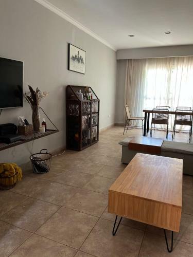 C�moda Casa En Yerba Buena