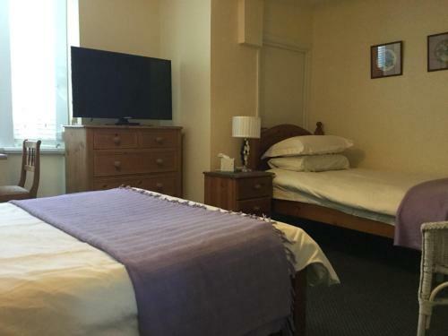 Hostal Bay Lodge