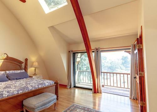 Villa European Elegance Ocean Bluffs