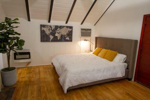 Dreamy Orchard Farmhouse