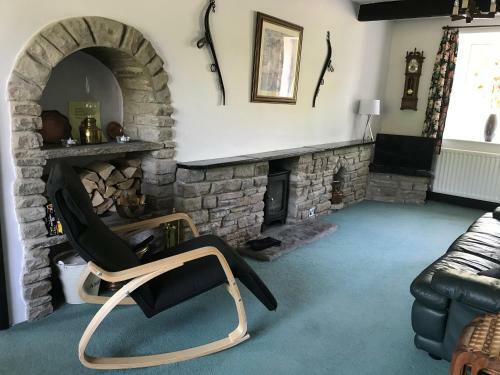 Bridge Cottage, Bainbridge, With Riverside Garden!