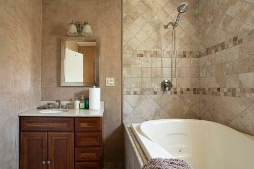 Entire 4-unit Complex With Private Swimming Pool
