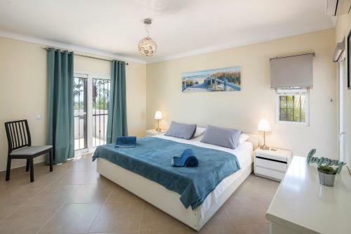 Villa At Walking Distance From Center And Beach!
