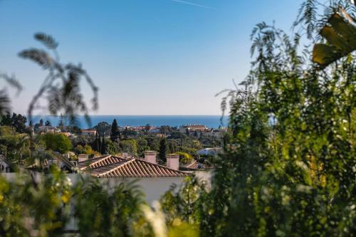 Villa At Walking Distance From Center And Beach!