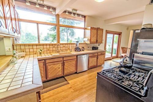 Villa European Elegance Ocean Bluffs