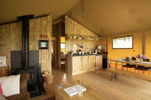 Lodge Tall Trees Glamping