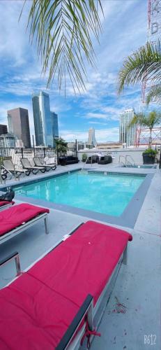 Apartamento Modern Elite Open Style Loft With Rooftop Pool & Jacuzzi