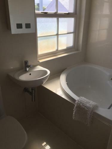 Strandview Ground Floor Beach Apartment
