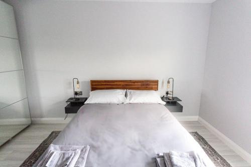Causeway Coast Beach Front Ballycastle Apartment - 22