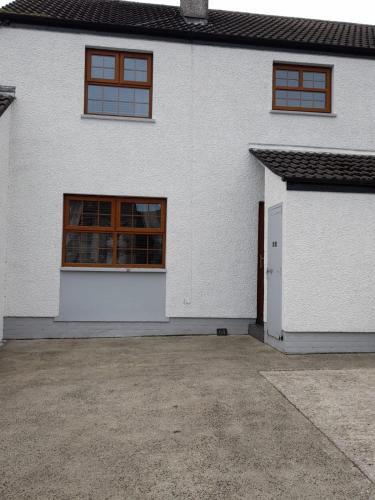 Maria's Place (Central Ballycastle 3 Bedroom)