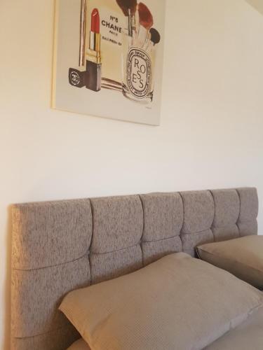 Maria's Place (Central Ballycastle 3 Bedroom)