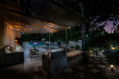 Villa Sausalito - Newly Designed 4br House With Pool