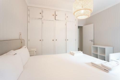 Flh Cascais Spacious Apartment With Balcony