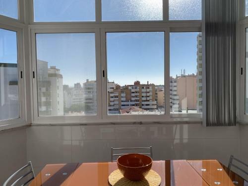 Incredible View, Quiet Apartment In Cascais